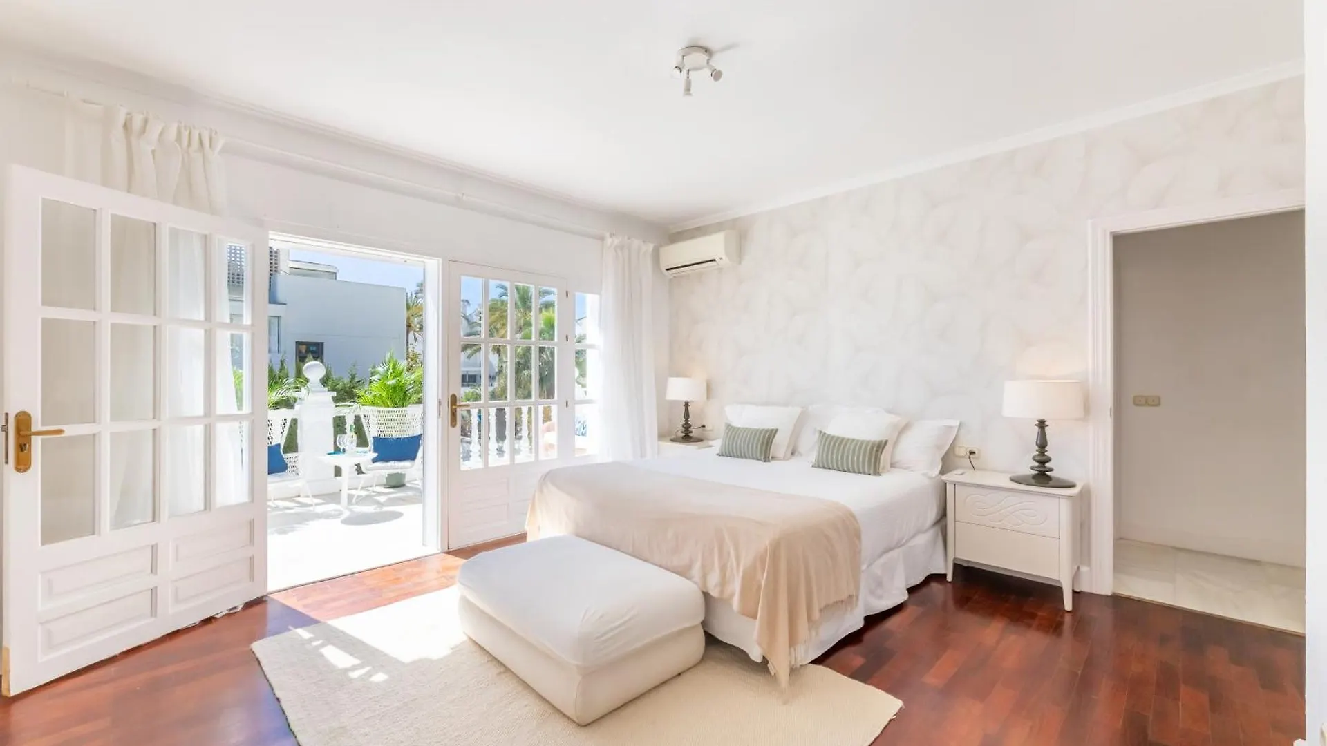 Aurora Boutique House - Only Adults Bed & Breakfast Marbella Spain