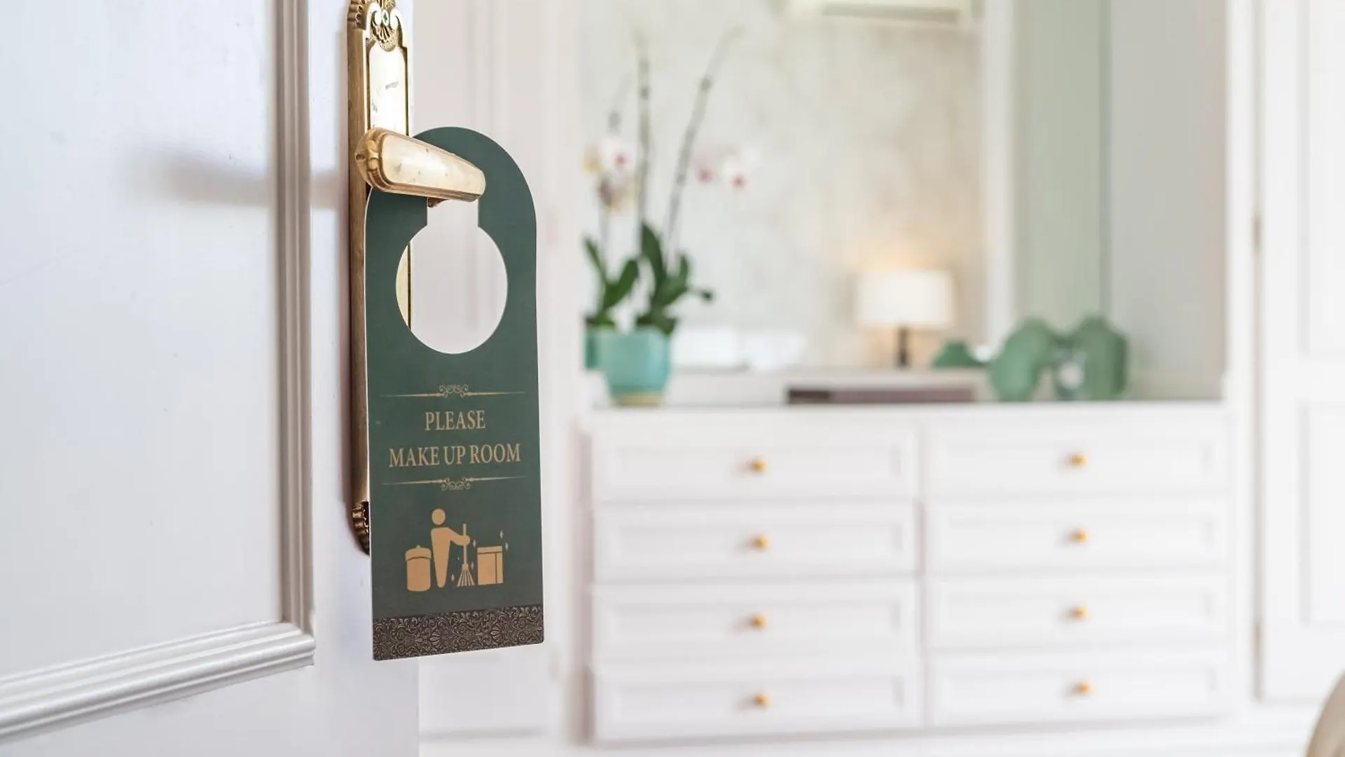 Aurora Boutique House - Only Adults Bed and Breakfast Marbella Bed & Breakfast